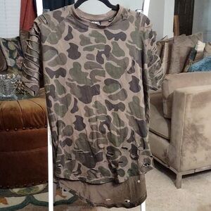 REBEL MINDS Shortsleeve Camouflage Distressed Shirt